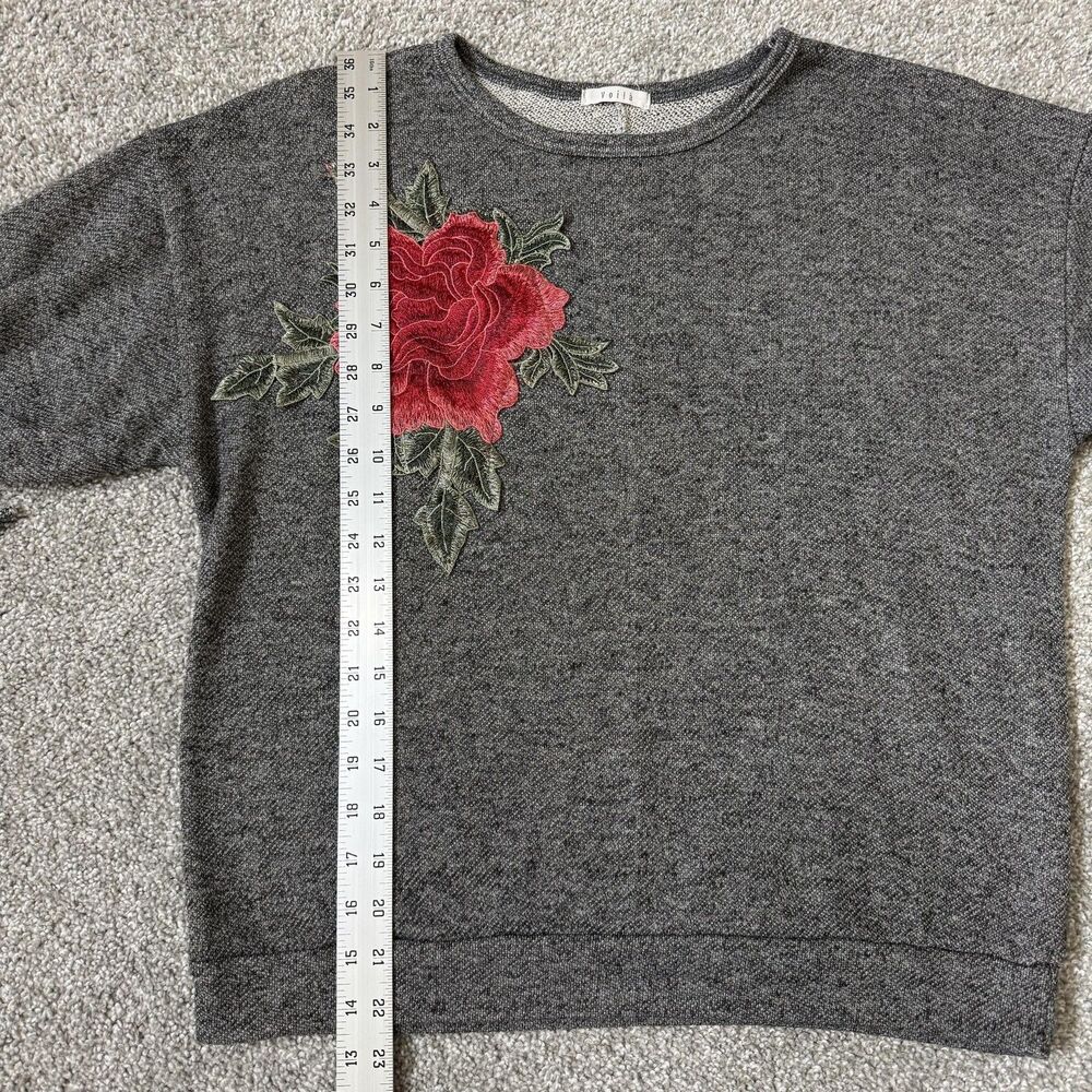 Voila Sweater Womens Medium Gray Rose Embroidered 3/4 Bell Sleeve Pullover Knit - Picture 9 of 10
